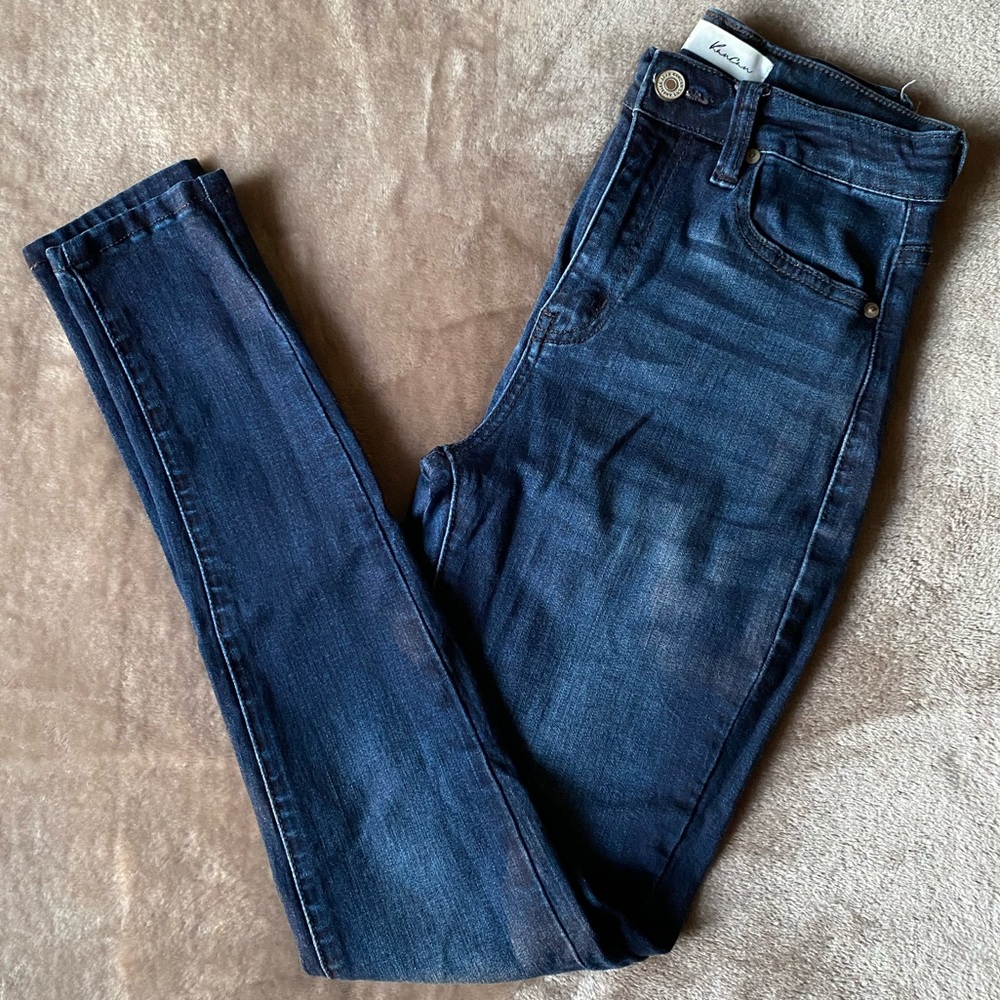 High Rise Kancan Dark Wash Skinny Ankle. Size 25. Regular length (30” inseam).
